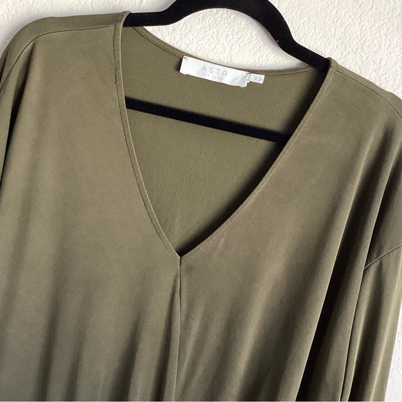 \ASTR The Label\ Olive Green Tie Front Top - Picture 3 of 15